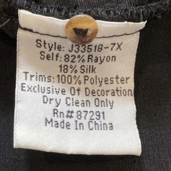 Johnny Was Olenna Velvet Knit Embroidered Dress - Picture 3 of 6